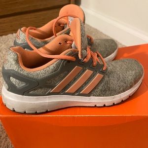 Adidas cloudfoam shoe